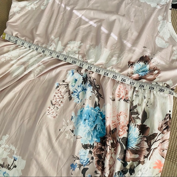 ✨SALE✨ Sleeveless maxi dress, floral, elastic waist, 3XL - Picture 6 of 7